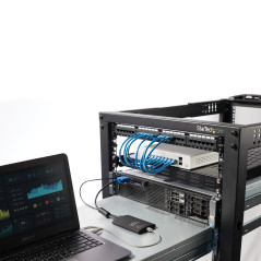 StarTech.com NOTECONS02 KVM switch Black