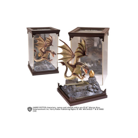 Figura the noble collection harry potter criaturas magicas hngaro cola cuerno