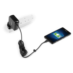 Targus APA95EU Caricabatterie per dispositivi mobili Universale Nero AC Interno