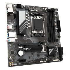 GIGABYTE A620M GAMING X Scheda Madre - Supporta CPU AMD Ryzen 8000, 8+2+1 Fasi VRM Digitale, fino a 8000MHz DDR5 (OC), 1xPCIe