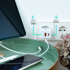 TooQ TQWC-2SC04WT Caricabatterie per dispositivi mobili Universale Bianco AC Ricarica rapida Interno