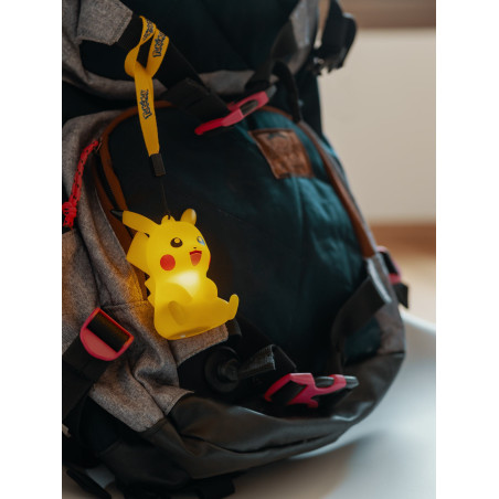 Lampara led teknofun madcow entertainment pokemon pikachu 9 cm