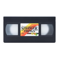 Lampara paladone stranger things vhs logo