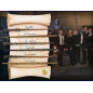 Replica the noble collection harry potter ejercito de dumbledore coleccion 6 varitas en exposicion