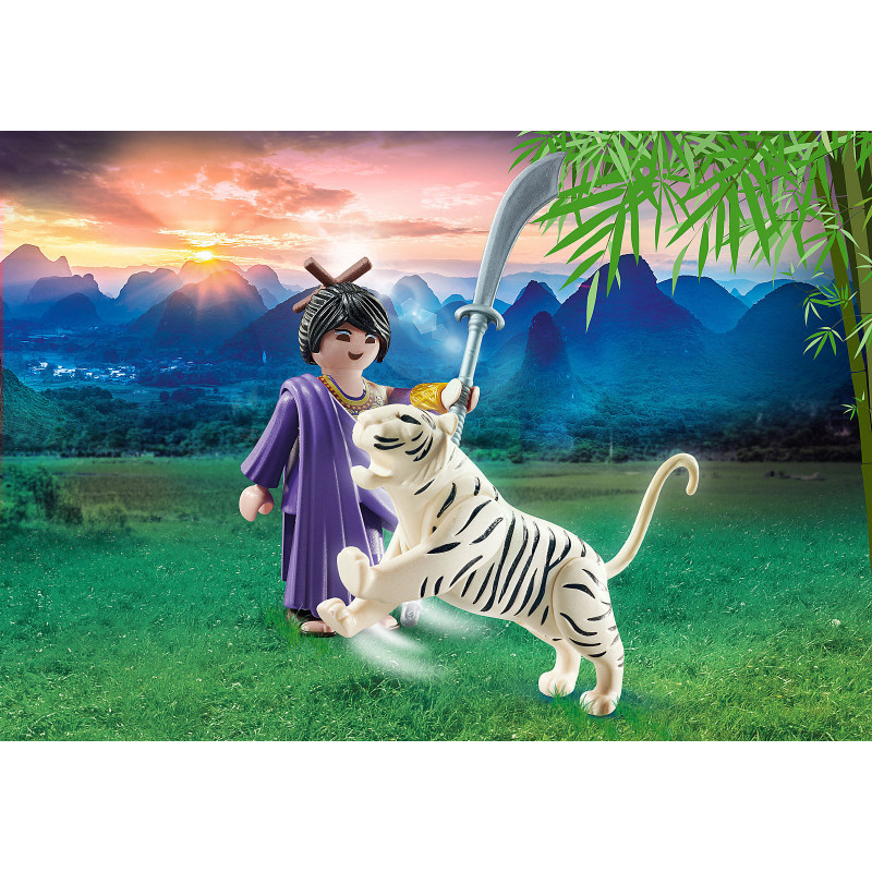 Playmobil luchadora asiatica con tigre